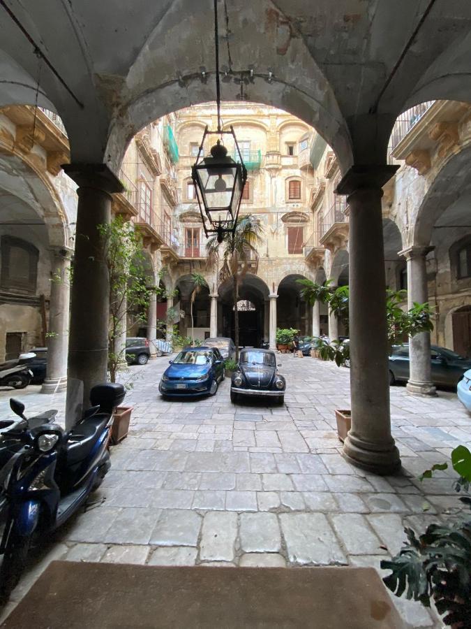 Palazzo Cuto Central Flat Palermo Exterior photo